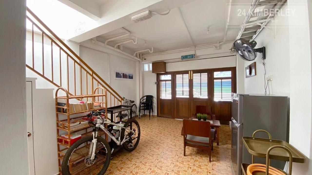 24 Kimberley Hotell George Town Exteriör bild